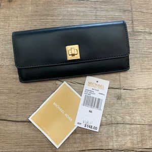 Gently used Michael Kors Wallet